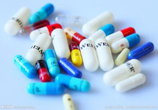 FDA开闸放水：：3个月批准12个新药上市