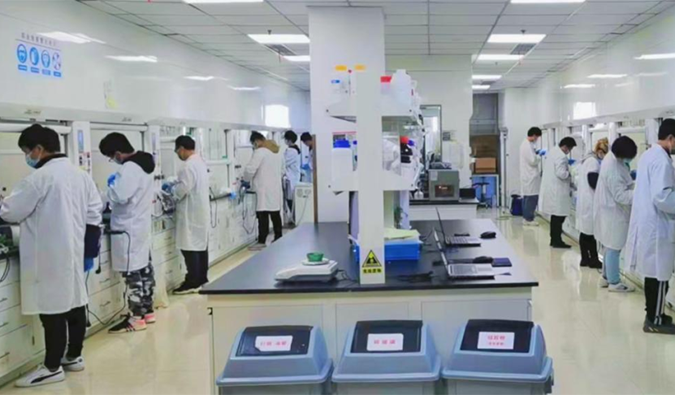 封控未曾歇工，，，复工更添效能