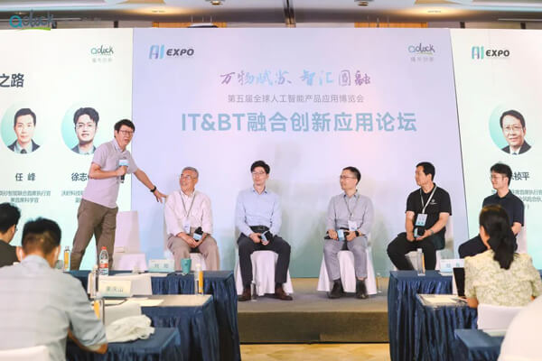 从左向右依次为华深智药联席首席执行官、、、薄荷天使基金风险合资人朱祯平、、、豪门国际官网首创人、、、CEO陈春麟.jpg