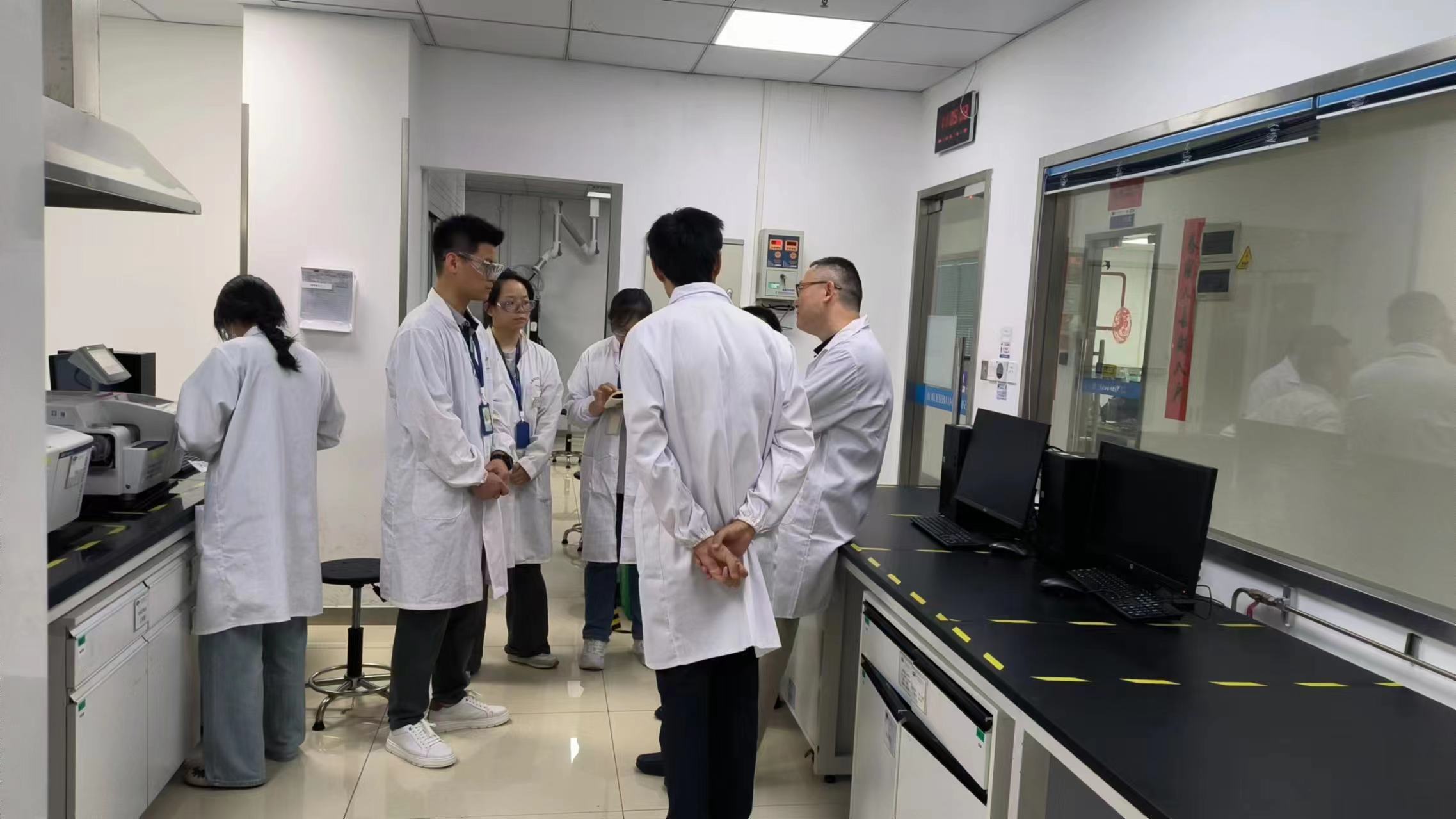 CNAS专家组对豪门国际官网实验室举行了周全而深入的检查